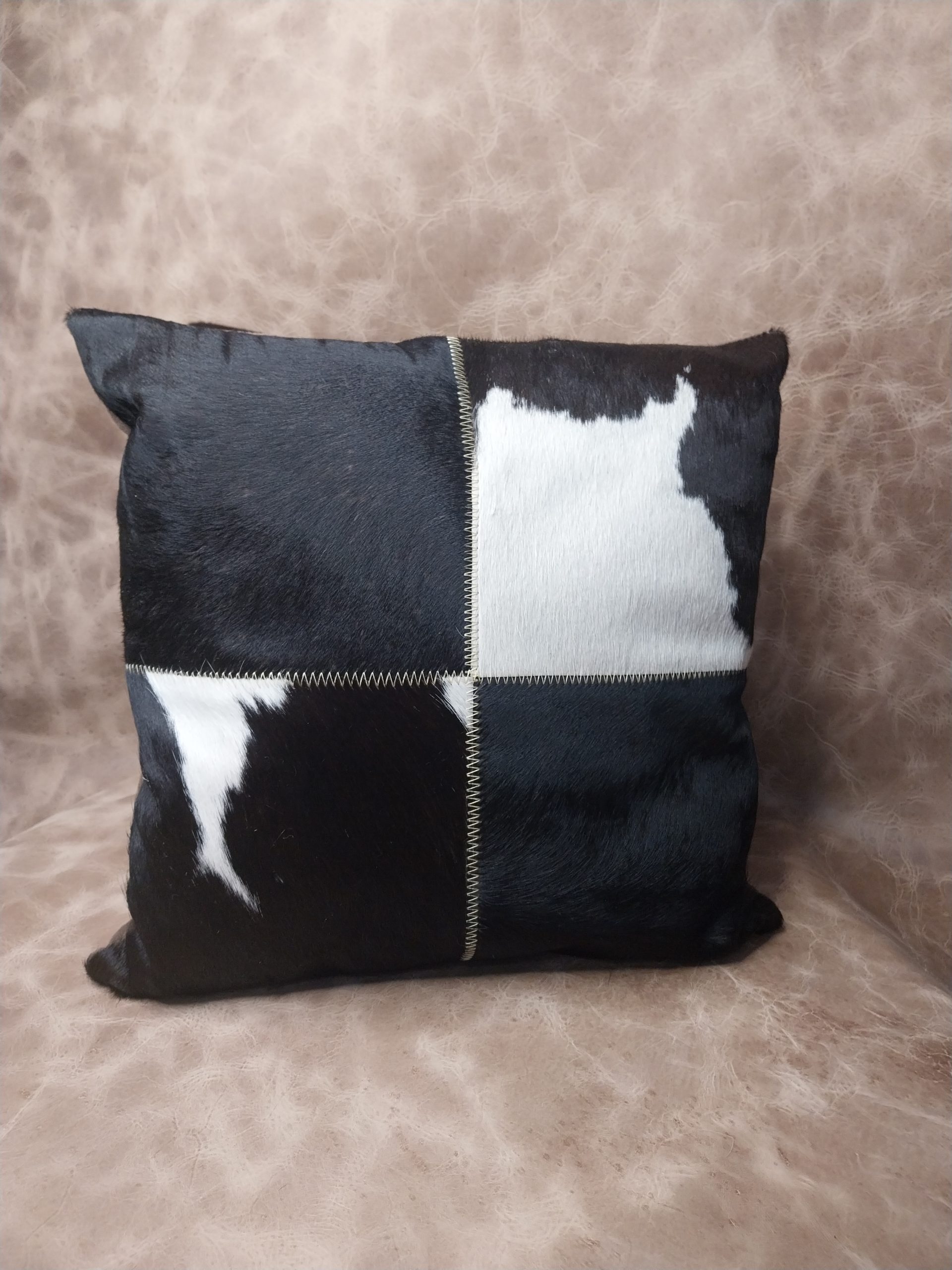 funda cojín cuero con pelo 40x40 cm aprox.